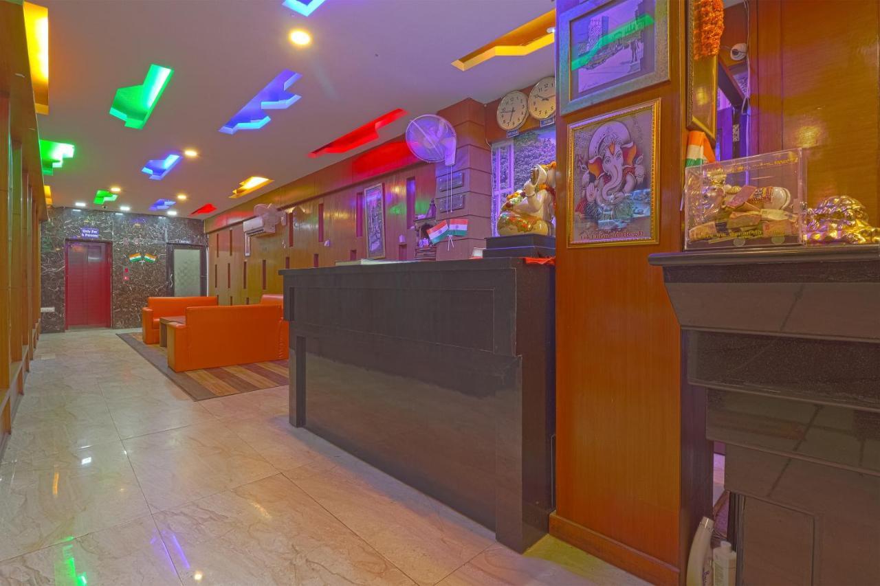 Oyo 834 Shree Balaji Hotel Фарідабад Екстер'єр фото