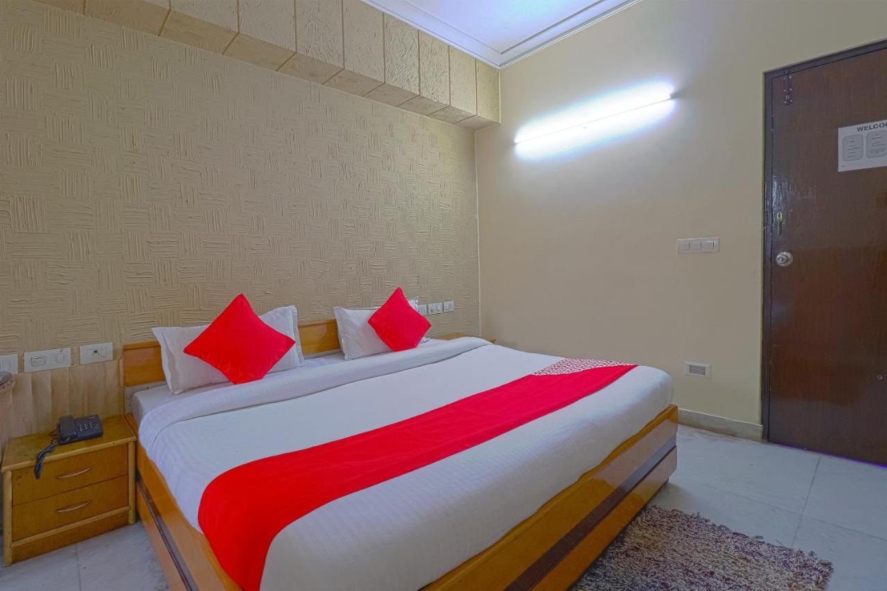 Oyo 834 Shree Balaji Hotel Фарідабад Екстер'єр фото