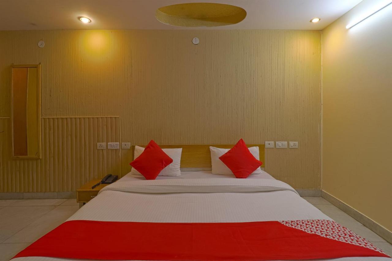 Oyo 834 Shree Balaji Hotel Фарідабад Екстер'єр фото